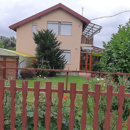 Hotel Agancs Vendégház Balatonszárszó Exterior foto